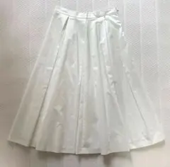 【美品】AndCouture アンドクチュール 膝丈スカート ホワイト 白のサムネイル