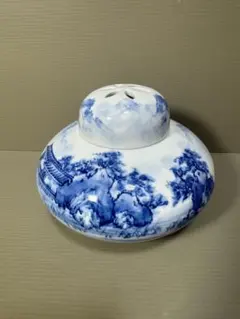 2284 有田焼　染付山水　香炉