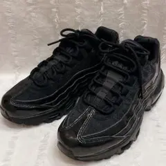 2025年最新】airmax95 トリプルブラックの人気アイテム - メルカリ