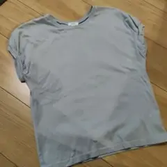 a.v.v　Tシャツ　140