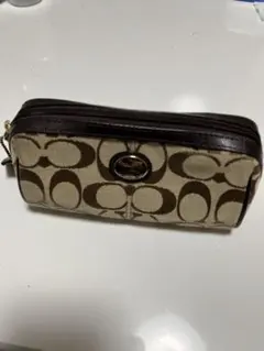 Coach ロゴ入りポーチ ベージュ