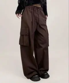 レディース カーゴパンツ ブラウン ワイドシルエット