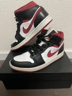 最終値下げNike Air Jordan 1 黒/白/赤