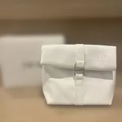 Dior ホワイトポーチ　2026新作ノベルティ　合皮