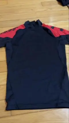 値下げ　早い者勝ち　Under Armour アンダーシャツ SM