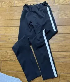 UNIQLO エアリズム　サイズ150 UVカットソフトレギンス（ライン）