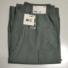 ユニクロC　ワイドフィットカーゴパンツ　M