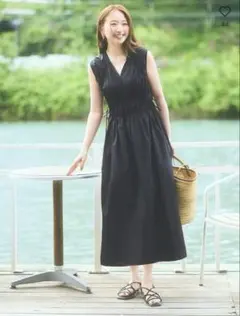 新品試着のみ　完売品UNIQLO ユニクロ　コットンギャザーワンピース サイズS