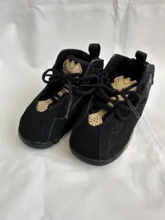 13cm スニーカー