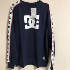 新品　ＤCスウェットトレーナーのサムネイル