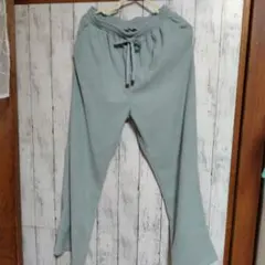 薄いミント色　コーデュロイ フレアワイドパンツ