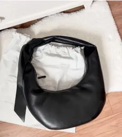 新品未使用】】BEARDSLEY リボンレザートートBAG ブラック - メルカリ