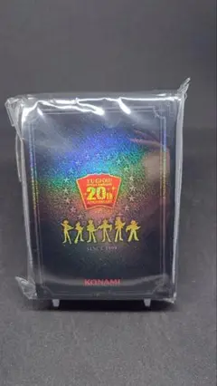 遊戯王　20th 歴代主人公　集結　スリーブ　100枚入り　未開封新品