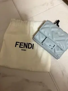 FENDI 三つ折り財布 ライトブルーのサムネイル