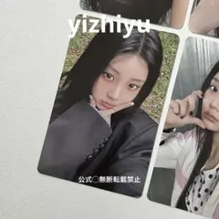 ILLIT yizhiyu yzy ウォンヒ トレカ 中華特典 - メルカリ
