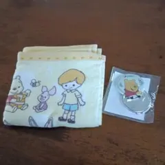 くまのプーさん　タオルハンカチ ディズニーストア　新品