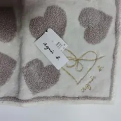 Item thumbnail for item fb184e4f-ca0f-40b3-a92e-87455151efd2