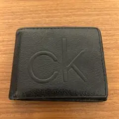 早い者勝ち　カルバンクライン　黒　ブラック　レザー　二つ折り財布　海外モデル