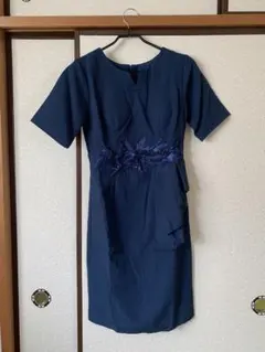 刺繍付きネイビードレス（ショートスリーブ）