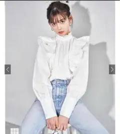 GRL フリルネックラッフルブラウス トップス ホワイト Mサイズ 完売品