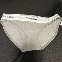 新品タグ付き カルバンクライン ビキニショーツ Calvin Klein