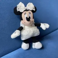 d*9様 ディズニー ミニー ぬいば ぬいぐるみバッチ ドレス