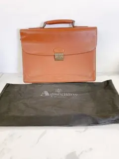 Item thumbnail for item bb99d83b-df3c-4512-926e-a9816e34e18a