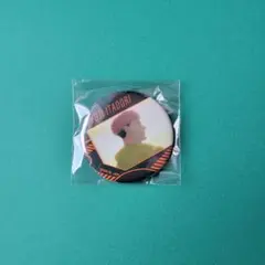 呪術廻戦 虎杖悠仁 缶バッジ