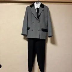 フォーマルスーツセット（グレー・黒・白）