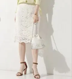 UNITED ARROWSレース タイト スカート　38 白系