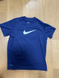 Nike DRI-FIT ネイビーTシャツ XS 約140センチ