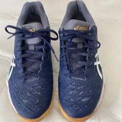 バドミントンシューズ