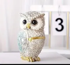 新品未使用✦青いフクロウの置物 高さ8.5cm　開運♥