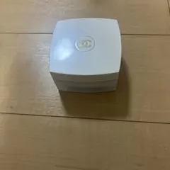 CHANELココマドモアゼルフレッシュボディクリーム　150g 箱無し