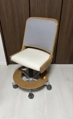 2025年最新】カリモク 回転椅子の人気アイテム - メルカリ