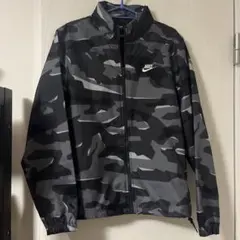 Nike ナイロンジャケット カモフラージュ　Mサイズ