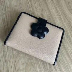 【美品】MARY QUANT マリークワント デイジーパッチスナップパスケース