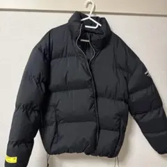 黒 ダウンジャケット