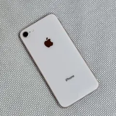 iPhone8 64GB ゴールド SIMロック ドコモ