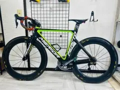 MERIDA REACTO4000 カーボン MAVIC CXR80エアロロードのサムネイル