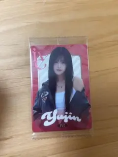IVE Yujin トレカ