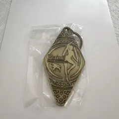 【匿名配送】Nier Replicant　メタルキーホルダー　カイネ