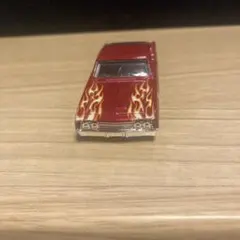 ホットウィール　1/64 フォード　グラン　トリノ