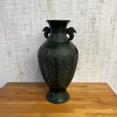 青銅花瓶 菊紋入り - メルカリ