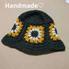 ハンドメイド　グラニースクエア　バケハ　クロシェハット