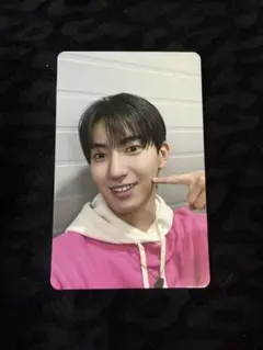 Item thumbnail for item 0e985823-15b4-4769-9bef-2ef26f85fc07