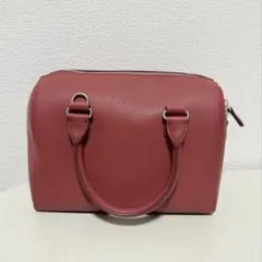 ユニクロ　UNIQLO レザータッチ2wayボストンバッグ レッドのサムネイル