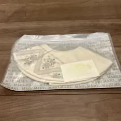 値下げ　MARLMARL アイボリー刺繍スタイ
