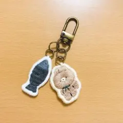 くまの刺繍キーホルダー