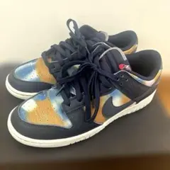 NIKE DUNK LOW スニーカーのサムネイル